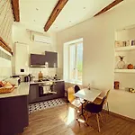 Vaste Et Charmant Loft Climatise Au Coeur De Marseille